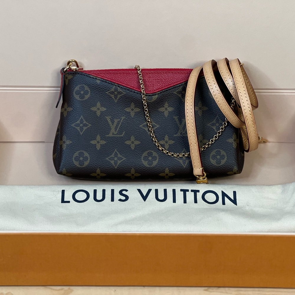 💎✨BEAUTIFUL✨💎 LOUIS VUITTON Monogram Pallas Clutch CROSSBODY